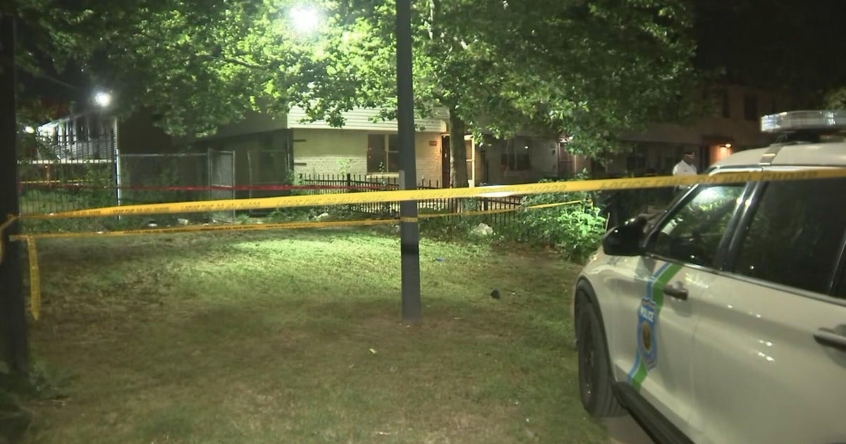 Philadelphia delivery driver shot and killed after shooter orders pizza to abandoned apartment, police say