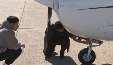 Young Philadelphia pilot returns to Tailwinds Academy to inspire the next generation