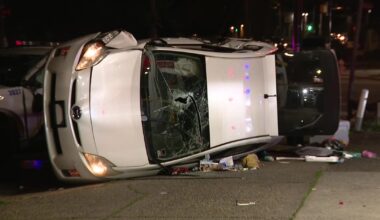 2 Philadelphia police officers, driver hospitalized after North Philadelphia crash