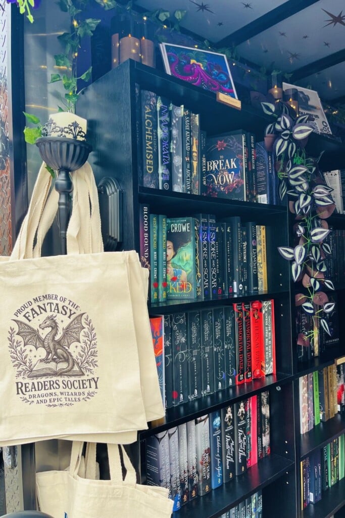 Ravensquillshelf