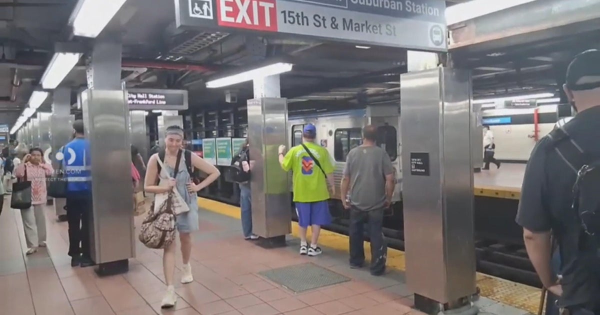 Person shot on SEPTA's Market-Frankford Line in Center City Philadelphia; suspect sought, official says