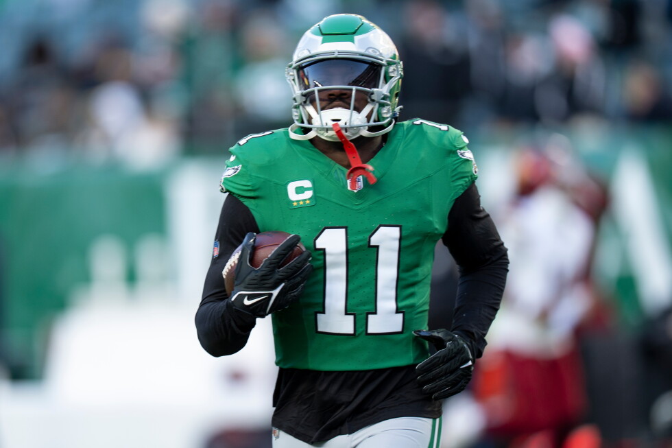 Eagles set to move on without star receiver A.J. Brown