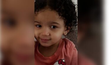 Police searching for missing 1-year-old girl in Philadelphia