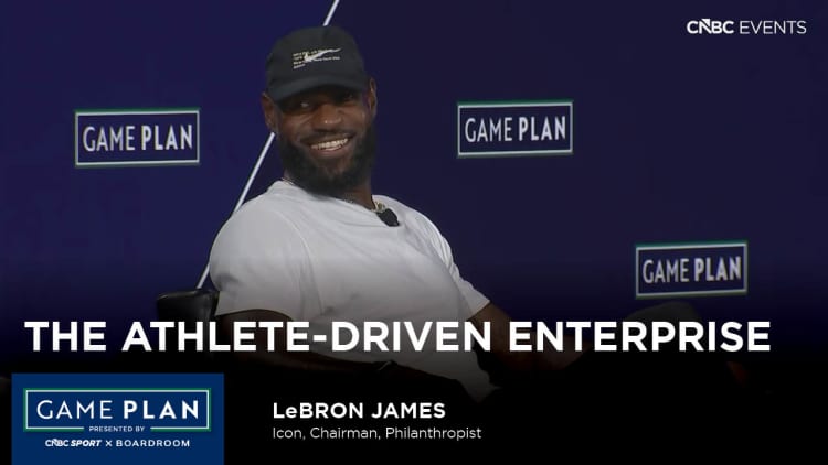 How LeBron James is thinking about NBA free agency