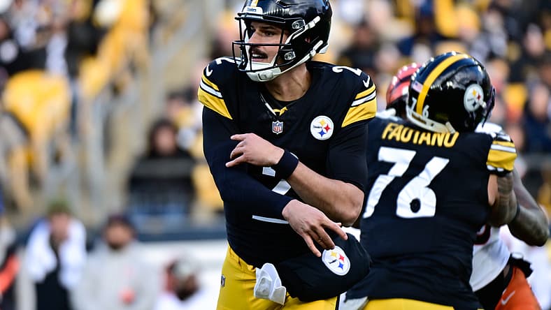 Steelers quarterback Mason Rudolph