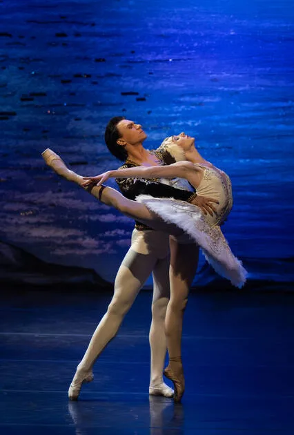 ‘Swan Lake’ coming to Scranton Cultural Center