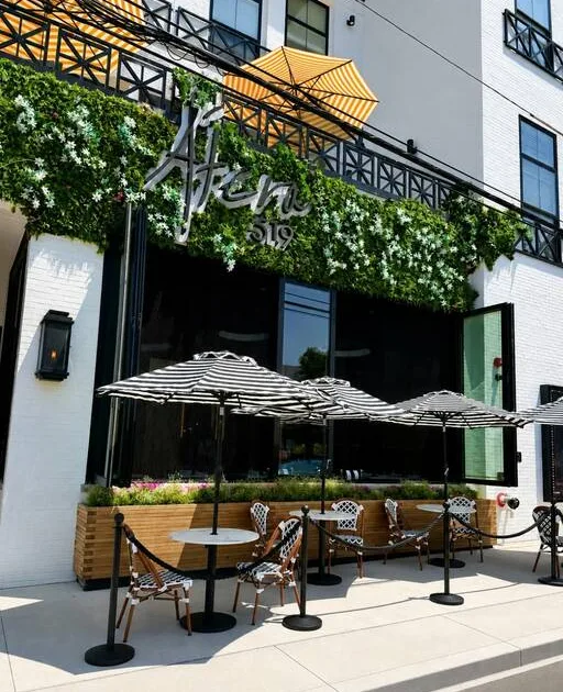 A’tera’s high-quality dining creates lines around the block