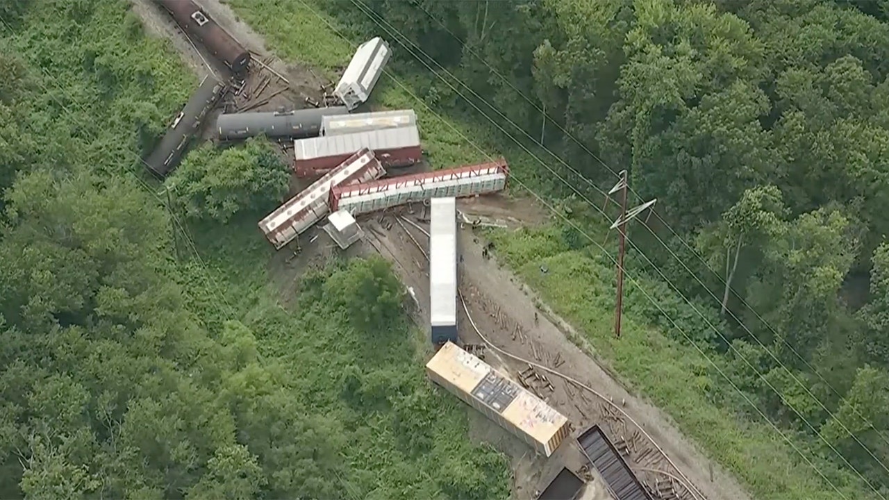 Police lift evacuation orders after Pennsylvania freight train derailment