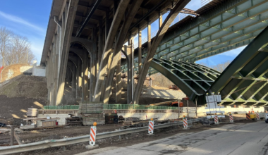 Pittsburgh Commercial Street Bridge: Is local steel used?