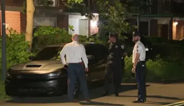 4 shot at Southwest Philadelphia basketball court