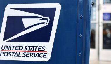 Feds: Southwest Philadelphia mail handler beats coworker with steel pipe