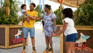 Independence Blue Cross RiverRink Summerfest features plenty of family-friendly attractions and waterfront entertainment.