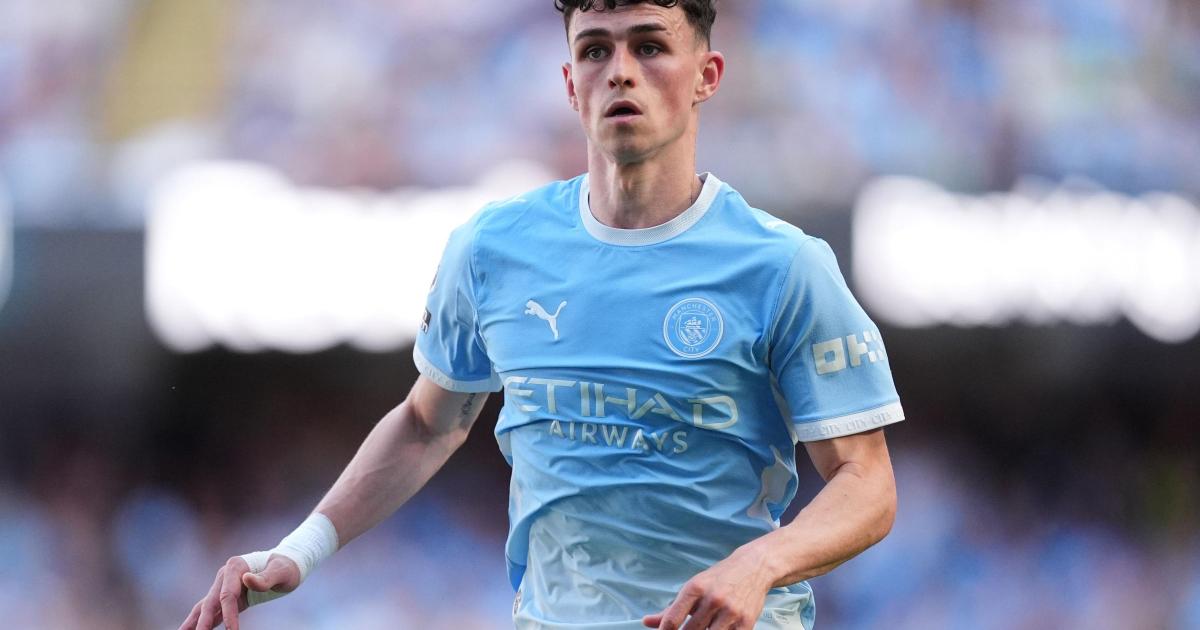Midfielder Phil Foden signs new four-year contract at Manchester City