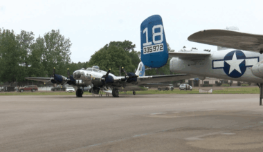 WWII bombers make final stop in Erie before continuing tour