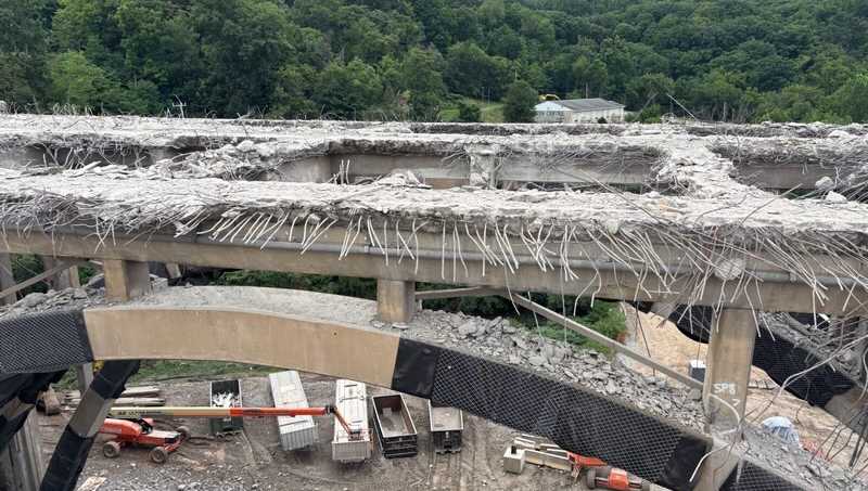 376 Bridge Closure: Parkway East closed until August