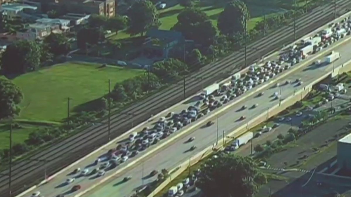 Multi-vehicle crash closes I-95 southbound through Northeast Philly – NBC10 Philadelphia