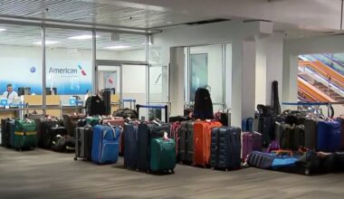 Luggage piles up at PHL following American Airlines issues – NBC10 Philadelphia