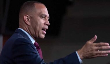 Jeffries kicks off sprint to midterms with Democrats' affordability agenda