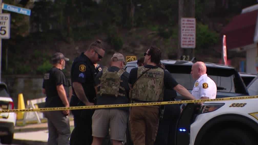 SWAT units, police respond to Pittsburgh's Carrick neighborhood