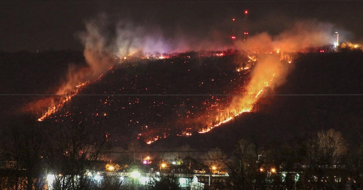 Firefighters gain upper hand on mountain fire in Reading | Berks Regional News