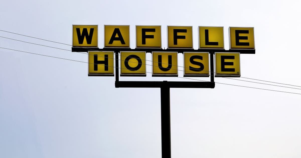 4 shot, injured outside Waffle House in Newark, Delaware