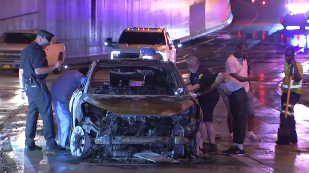 Burning firearm discharges as flames destroy car on I-676 in Center City Philly – NBC10 Philadelphia