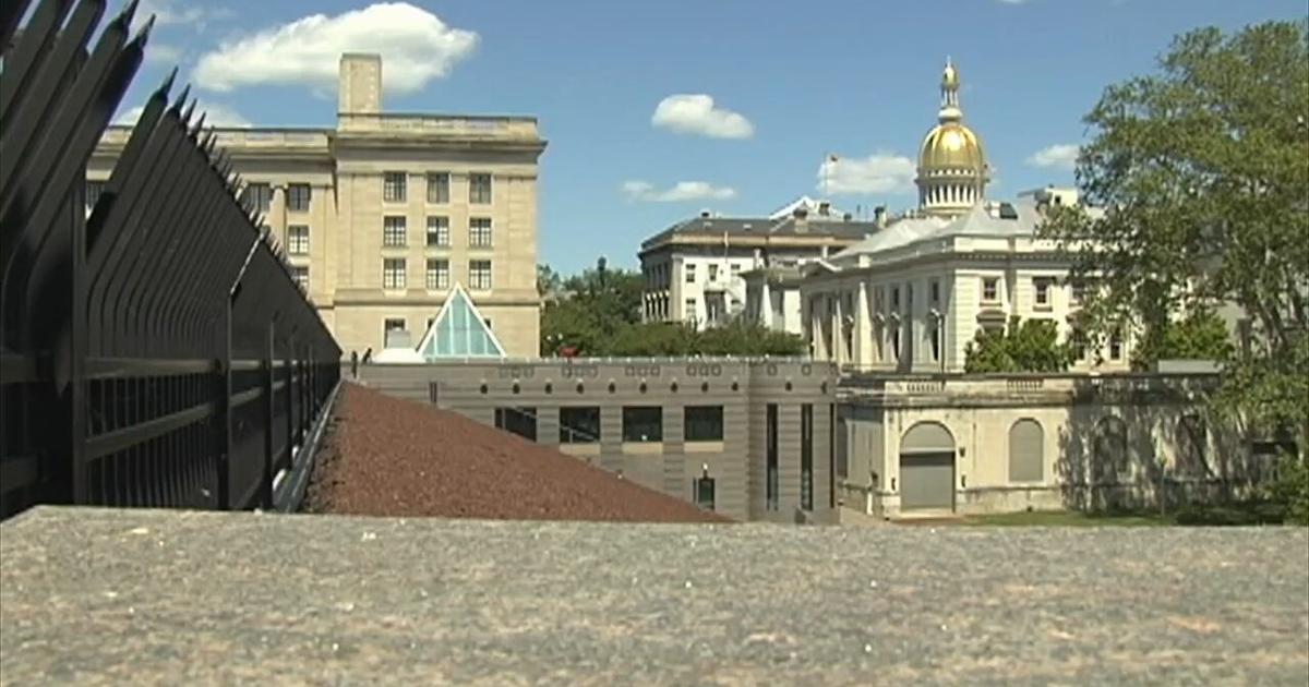 NJ governor signs budget minutes before midnight deadline | Regional