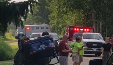 SUV Overturned Following Collision with Mail Carrier Truck | News