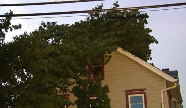 Violent winds prompt state of emergency in Alburtis; thousands without power region-wide | Weather