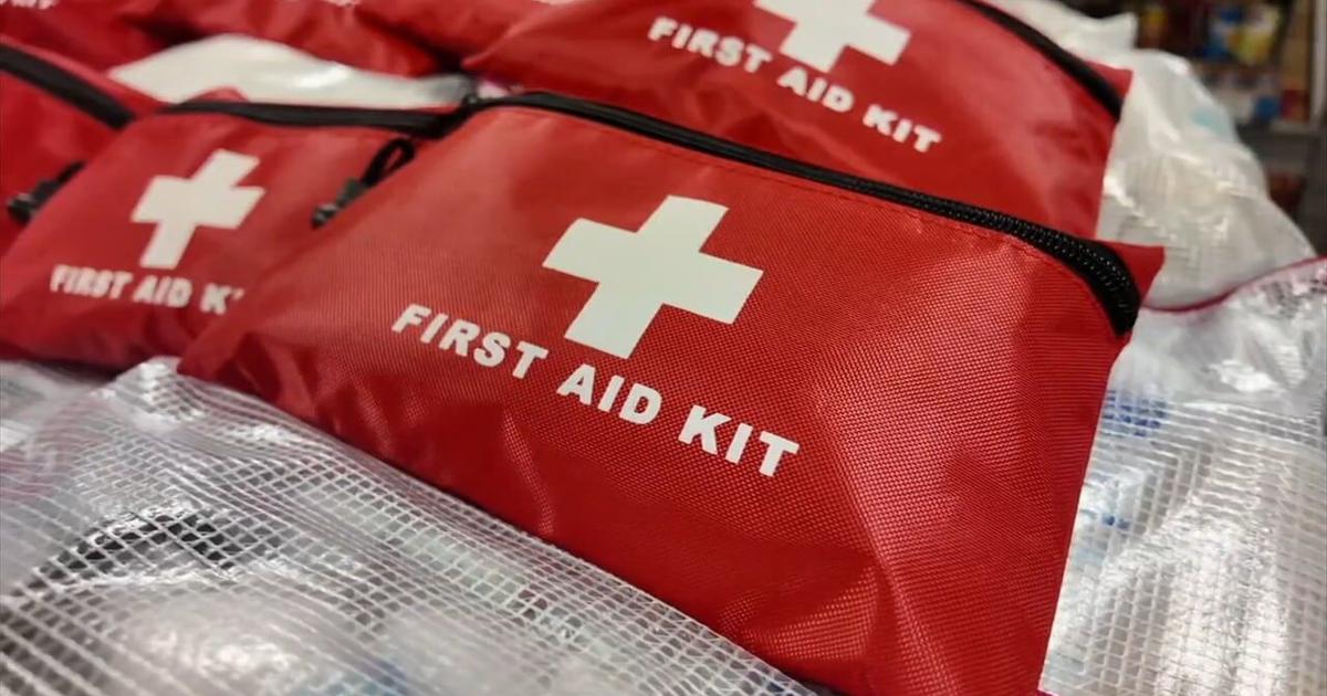 Eagle Scout candidate delivers 140 first aid kits to Easton food pantry | Easton Area