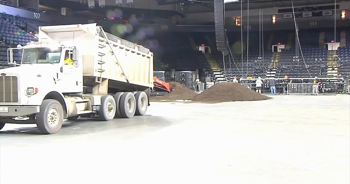 Western extravaganza takes over Santander Arena this Saturday with Bulls, Bands, and Barrels | Reading Area