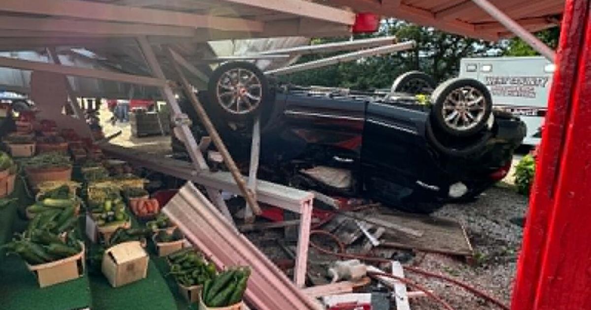 Injuries reported after vehicle strikes Mason Farms stand | News