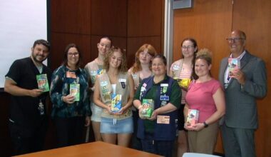 Girl Scouts donate cookies to Reading Hospital emergency department | Berks Regional News