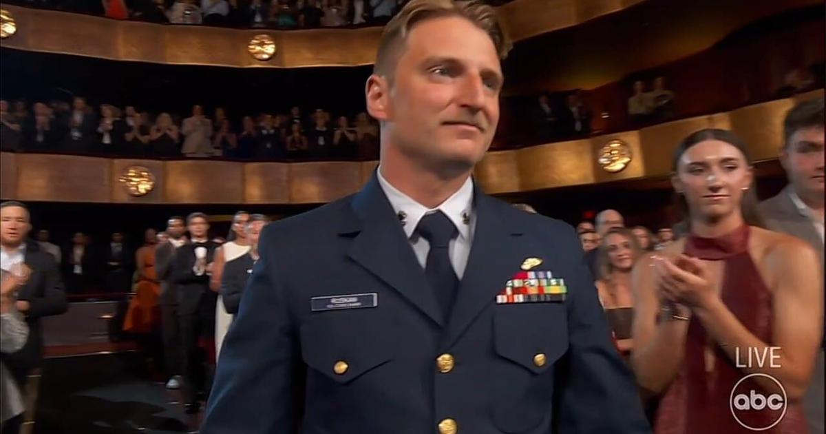 Warren County native awarded ESPYS Pat Tillman Award for service | Regional
