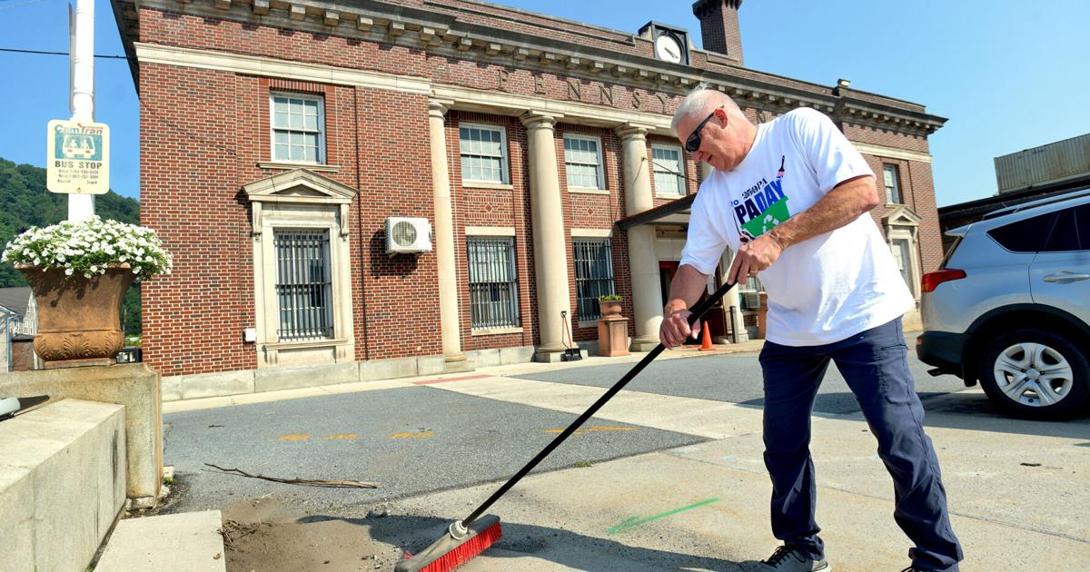 Volunteers spruce up Johnstown Train Station as part of America250PA's Pennsylvania Day | Local News