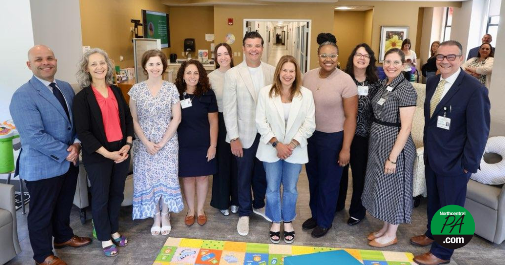 First Lady Shapiro, Secretary of Health Bogen highlight $5.2M in Pa. budget to protect moms, babies | State