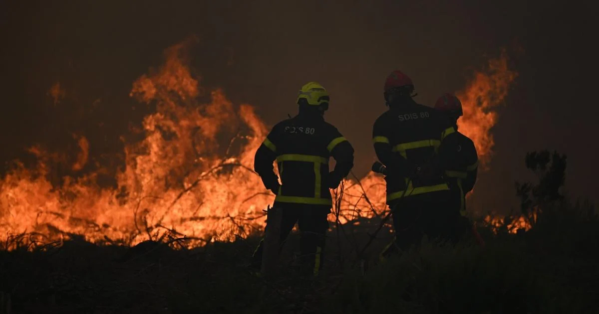 Wildfire forces another 55,000 people to evacuate in southwest France | Ap-business