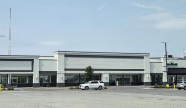 Retailer bringing 'ridiculously low prices’ to former Bed Bath & Beyond spot in Whitehall | Eat, Sip, Shop