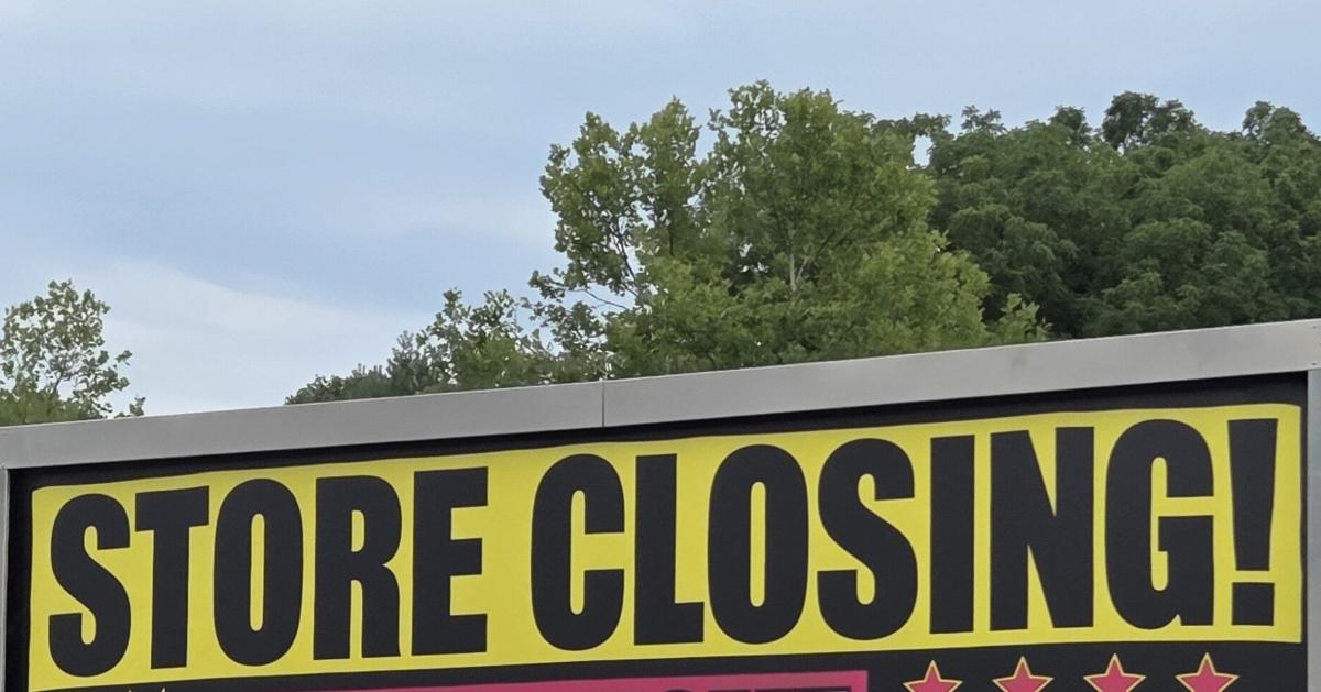 ‘A great run’: Furniture retailer shutters one Lehigh Valley location, holding store closing sale at another | Eat, Sip, Shop