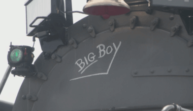 Big Boy 4014 prepares to depart from Scranton