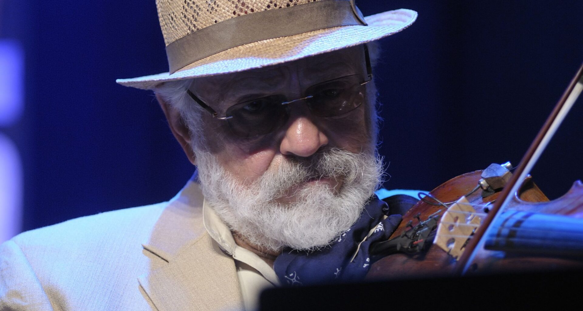 Born 88 Years Ago Today in Pennsylvania, the Grammy-Nominated A-Team Fiddler Who Recorded With Virtually Every Major Country Star Across Three Decades
