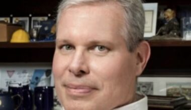 Human Resources fixture reflects on career of listening, caring, treating employees fairly | University Times