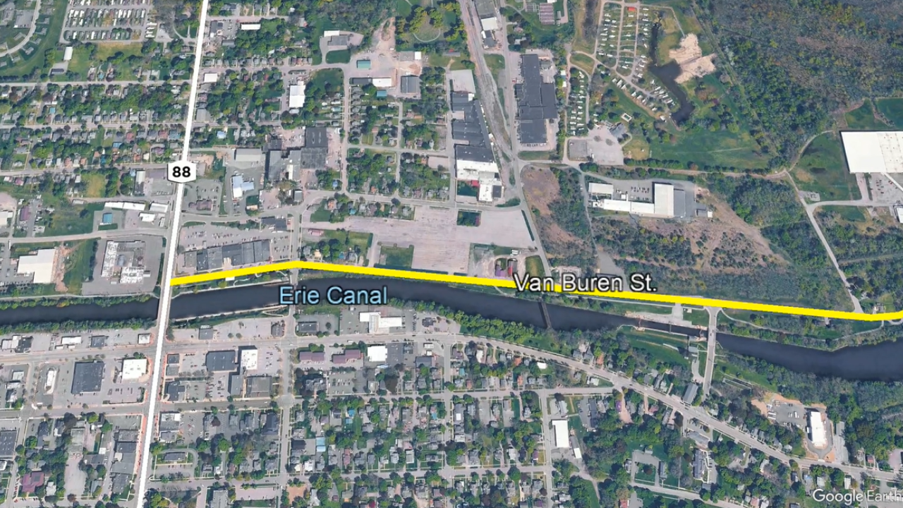 Newark Police: Man dies after falling into Erie Canal and drowning