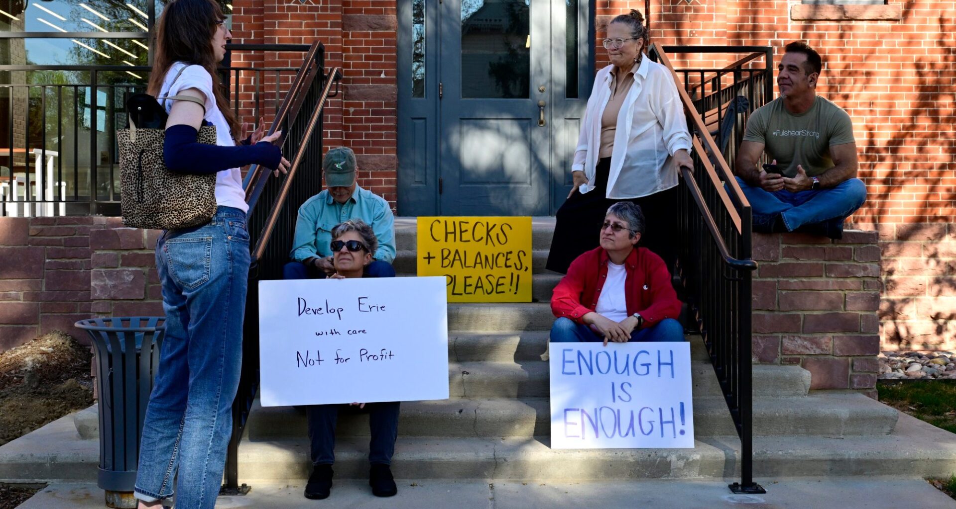 Erie petition has enough signatures to bring mineral rights deal to voters, says town clerk