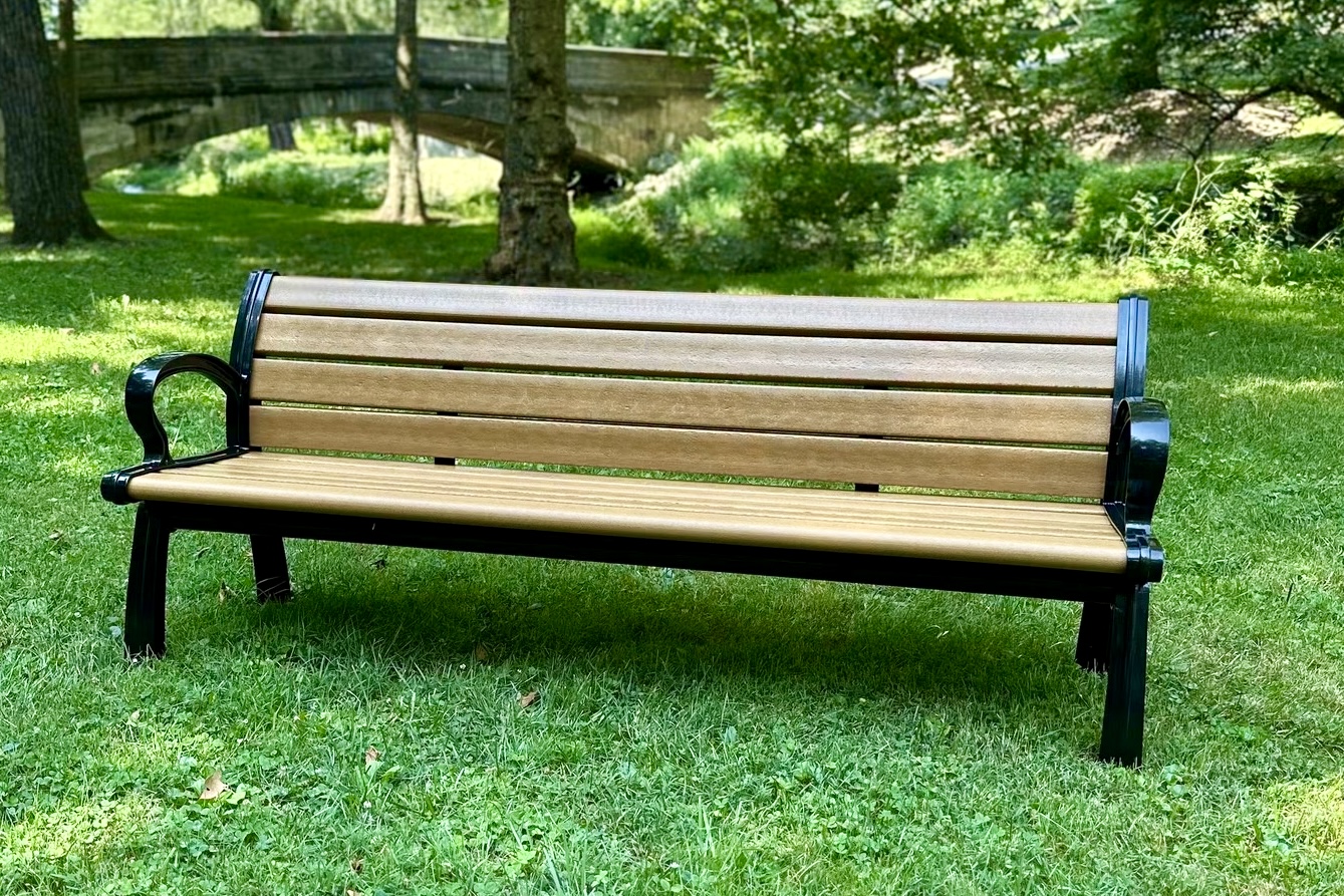 Wyomissing introduces memorial bench program in the Parklands