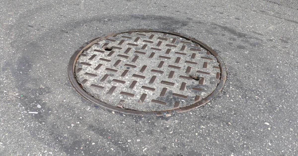 Emergency crews rescue man trapped under manhole cover in Northeast Philly