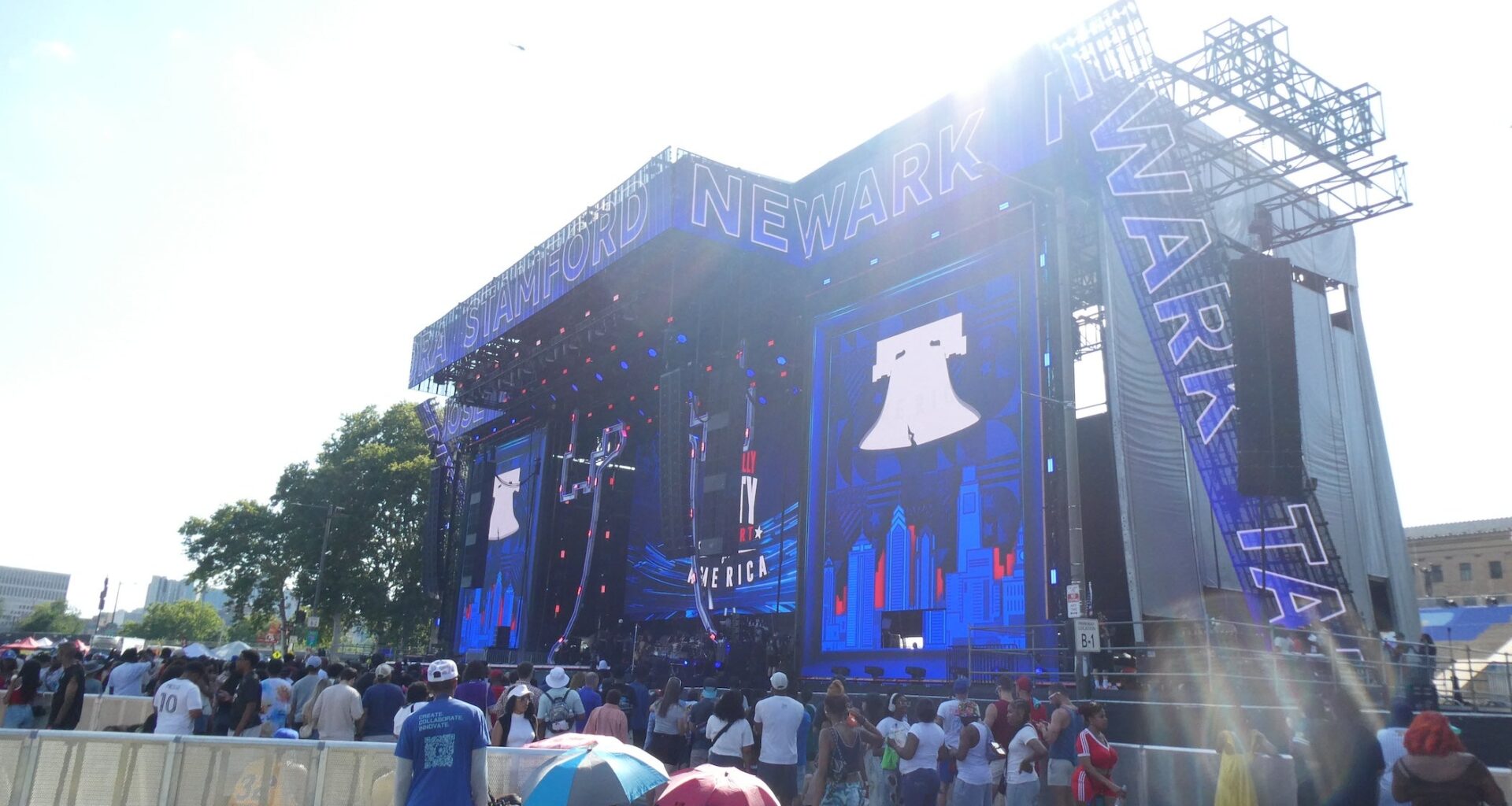 Parkway July Fourth concert on hold as severe storms sweep through Philadelphia
