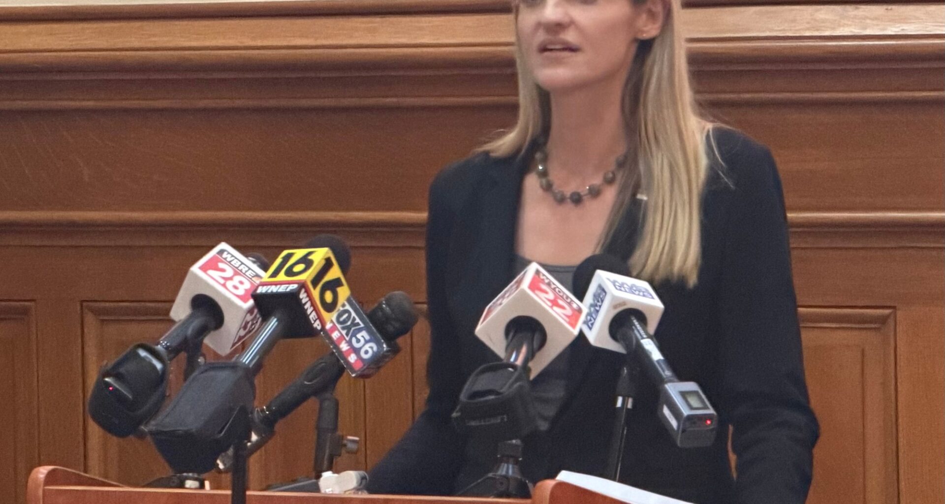 Scranton mayor calls on water company to replace aging mains