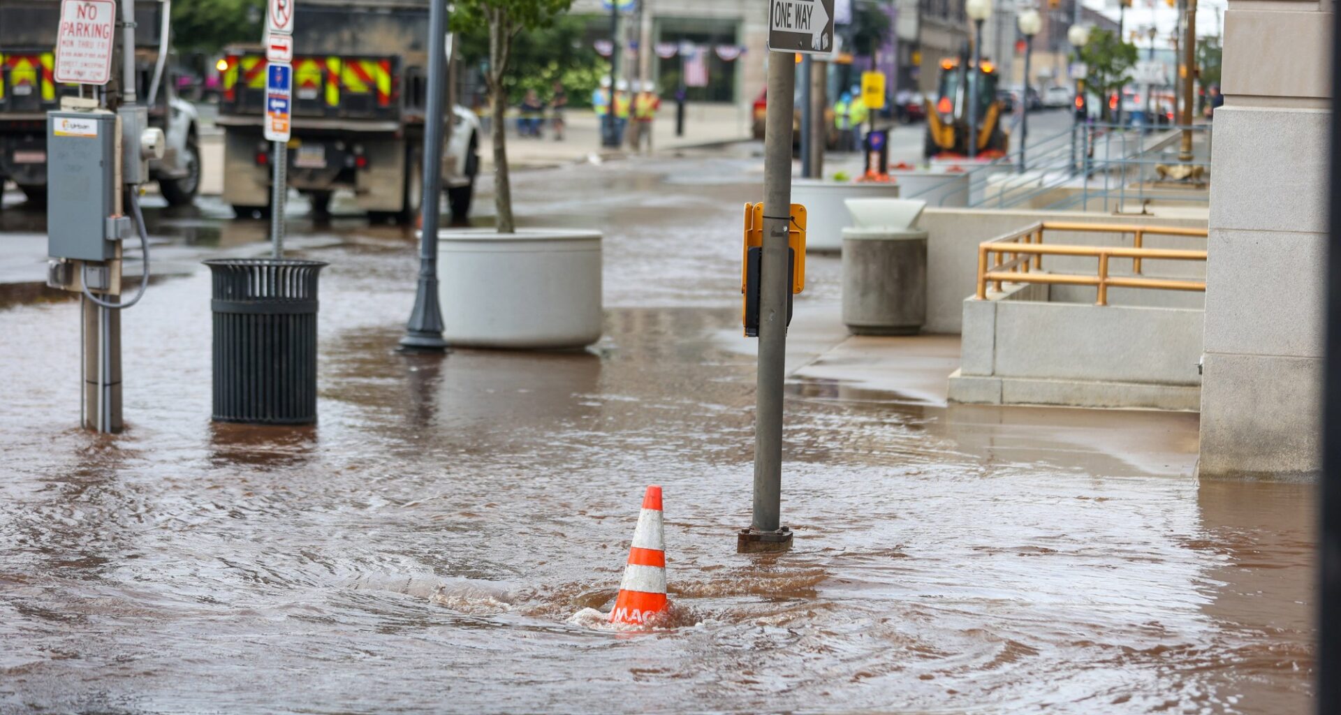 Water main break prompts closure of downtown Scranton buildings