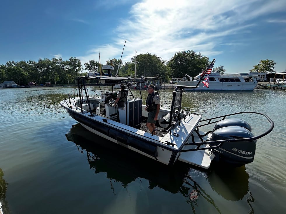 Lake Erie search for missing Toledo girl shifts to recovery effort